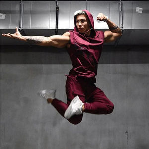 Haute qualité 240Gsm usine conception de logo personnalisé ample surdimensionné sans manches débardeur T-Shirt pour hommes tricoté Style décontracté - Product Image 2