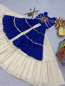 ¡Shree Ram Creación Estilo moderno Navratri Special Gamathi Work Lehenga Choli Lanzamiento pronto! - Product Image 6