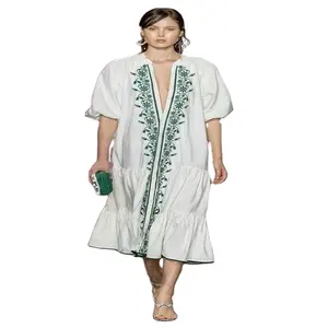 Boho यूक्रेनी डिजाइन बेज कशीदाकारी शिफ्ट पोशाक बोहेमियन वस्त्र शैली लंबी आस्तीन मैक्सी पोशाक