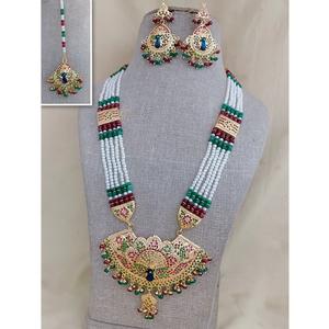 Look Royal Jadau plaqué or perles Look beau collier ensemble avec boucles d'oreilles Tikka pour les femmes bijoux de créateur pour les vêtements de mariage - Product Image 1