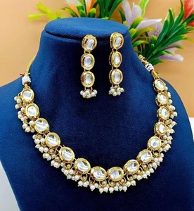 Boucles d'oreilles élégantes en acier inoxydable plaqué or AD CZ Kundan Collier Top Indian Manufacturer's Premium Quality Fashion Girls Pearl - Product Image 2