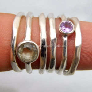 Anillo de Boda Clásico Preety de Plata de Ley 925 con Gema de Cuarzo Amatista para Mujer - Product Image 1