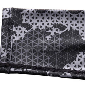 Equipo de entrenamiento de lucha de buena calidad personalizado para hombres Rash Guard MMA Rash Guard en precio razonable - Product Image 4