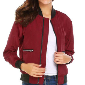 Venta al por mayor liso fino cremallera mujeres bombardero chaquetas superventas cuero mujer moda bombardero chaquetas con logotipo personalizado de alta calidad - Product Image 4