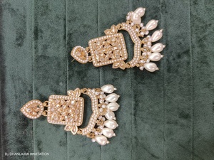 Boucles d'oreilles Jhumka pour femmes, boucles d'oreilles traditionnelles en perles Kundan, Chandbali pour mariage, boucles d'oreilles en perles, boucles d'oreilles Chandbali, boucles d'oreilles à clous - Product Image 3