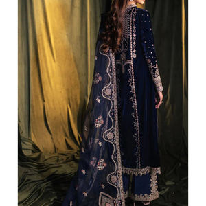 Robe en velours de qualité supérieure, tissu doux, broderie élégante, idéale pour les mariages et les fêtes, réversible, séchage rapide, haute qualité - Product Image 2