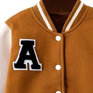 Veste universitaire unisexe surdimensionnée OEM/ODM, logo personnalisé, polaire respirant, écologique, coupe-vent, style streetwear sportif d'hiver - Product Image 4