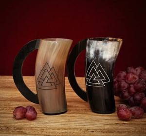 Corne de buffle gravée personnalisée Viking verre à boire tasse en corne faite à la main pour les cadeaux - Product Image 1