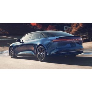 Lucid Air Sapphire EV de Alta Velocidad, Inteligente y de Máxima Eficiencia - Product Image 3