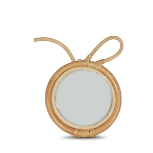 Miroir mural minimaliste en rotin jaune clair en forme de fruit, mignon et artistique, pour la décoration de la maison et la rentrée scolaire des enfants - Product Image 4