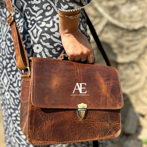 Real Handmade Full Grain Genuine Crunch <b>Leather</b> Handbag Stylish Women Real Vintage <b>Leather</b> Office Use <b>Cross</b> <b>Body</b> Shoulder <b>Bag</b> - Product Image 1