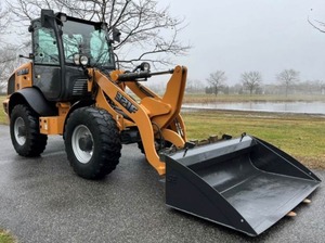 Cargador de ruedas 2015 Case 321F con cubo y horquillas-Especificaciones completas y puntos de venta - Product Image 3