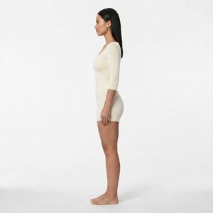 Conjunto Deportivo de Manga Larga para Mujer, Top Ajustado con Pantalones Cortos Elásticos, Dos Piezas, Ropa de Entrenamiento de Yoga y Fitness Personalizada - Product Image 2