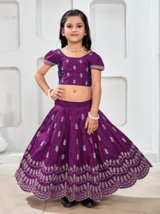 Shoryam Fashion Kids Purple Floor-Length Lehenga Choli |   Pattu Pavadai traditionnel indien pour filles |   Fête ethnique de qualité boutique - Product Image 2