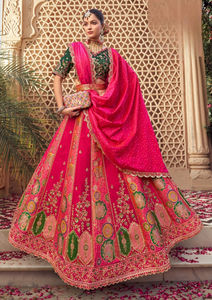 Colección de Lehenga Choli de Tela Brocada y Seda Banarasi con Cancán y Blusa de Seda Pura para Adultos al por Mayor - Product Image 4