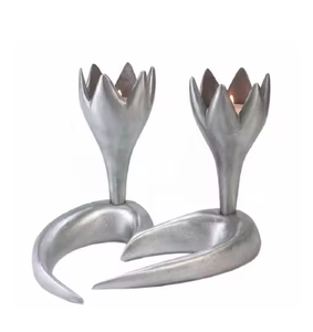 Attrayant argent fini métal Table Top coeur forme Base bougeoir pour mariage dîner Table décoration de la maison vente chaude - Product Image 1