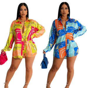 ชุดกางเกงขาสั้น2ชิ้นสำหรับผู้หญิงเสื้อผ้าคอปกพับลงลายพิมพ์โลโก้ตามสั่งฤดูร้อน - Product Image 1