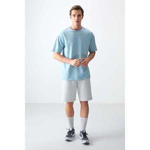 T-shirt basique bleu clair pour homme - 88378 - Coupe ample, tissu épais et doux texturé, 100% coton tricoté - Product Image 3