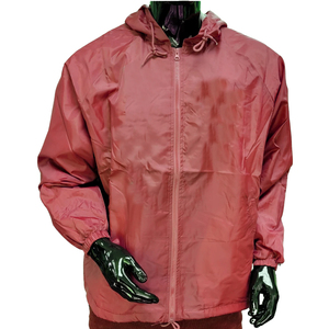 Veste de pluie pliable imperméable pour homme avec logo personnalisé, style poncho avec capuche pour les voyages, vêtements de pluie pour adultes - Product Image 6