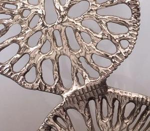 แจกันดอกไม้สไตล์วินเทจคลาสสิกดีไซน์เหนือกาลเวลาเพิ่มความหรูหราและมีสไตล์ให้กับห้องนั่งเล่นโต๊ะรับประทานอาหารหรือพื้นที่สำนักงาน - Product Image 2