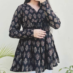 Kurti corto de algodón con estampado floral de moda de peso ligero con mangas largas perfecto para niñas de oficina y collage - Product Image 5