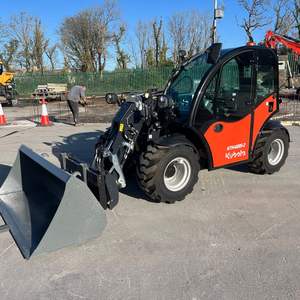 Chariot télescopique compact Kubota KTH4815-2 – Capacité de levage de 1,4 T, portée de 4,8 m, moteur diesel de 37 kW, prêt à être expédié à prix avantageux - Product Image 5