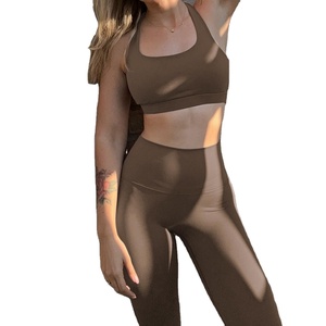 Vente en gros personnalisé Femmes 2 Pièces Sans Couture Fitness Ensembles Gym Legging à manches courtes Crop Top Yoga Costume Sportswear - Product Image 1