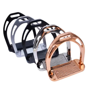 Étriers d'équitation en aluminium, paire, pour la sécurité équestre, durables, antidérapants, protection des chevilles, par Chun Tara Industries - Product Image 5