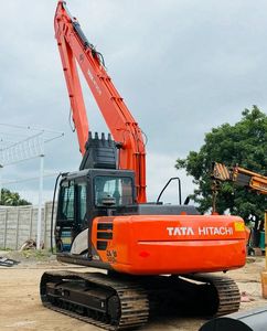 Excavatrice Hitachi ZX80 de 8 tonnes à vendre - Product Image 3
