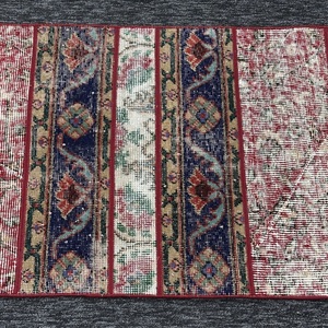 Tapis turc vintage, petit tapis de 2,1 x 7,4 pieds, tapis rouge Herki patchwork - Product Image 5