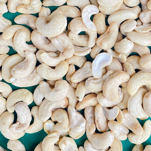 Venta Caliente 2023 Nueces de Anacardo WW180, WW240, WW320, LP Nueces de Anacardo Crudas Precio de Nueces de Anacardo en Vietnam Listas para Enviar - Product Image 1