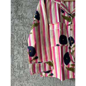 Conjunto de Bata de Algodón Suave para Dormir Todo el Día para Mujer, con Botones y Cintura Elástica, Logotipo Personalizable, Pijama de Verano para Uso Doméstico, Teñido - Product Image 3