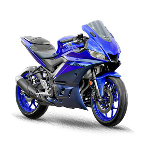 Motocicleta de estilo de carreras aerodinámico Yamaha YZF R25 con faros LED y pantalla de instrumentos digitales de ingeniería confiable - Product Image 5