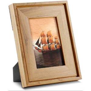 Marco de Fotos Clásico de Madera Marrón con Esquinas Suaves para un Uso Diario Seguro en el Hogar, Oficina, Dormitorio, Escritorio o Estante - Product Image 1