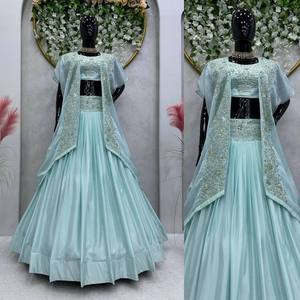 Conjunto Lehenga azul cielo diseñador | Bordado floral con Dupatta | Ropa étnica india para uso nupcial y festivo - Product Image 6