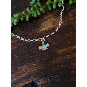 Collares Clásicos y Modernos con Dijes de Animales de Turquesa Mohave y Plata de Ley, Hechos por Artesanos Navajo, con Engaste de Bisel, Regalo Perfecto para Compromiso - Product Image 3