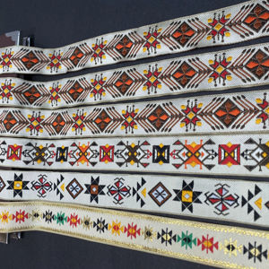 Cinta de Jacquard Bordada con Patrón Geométrico Hecha a Mano, Exclusiva y de Lujo, para Prendas, Accesorios de Moda y Decoración del Hogar - Product Image 5