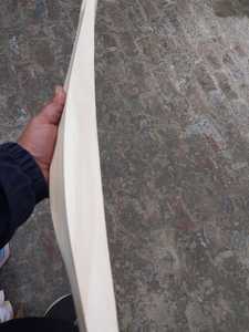 Batte de cricket légère en cuir pour le jeu compétitif - Product Image 4