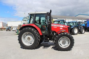 Tracteur miniature MASSEY FERGUSON 5460 avec transmission 4x4 et moteur diesel - Product Image 3