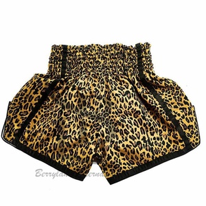 กางเกงขาสั้นชกมวยมืออาชีพพิมพ์ลายออกแบบได้ตามต้องการฉลากส่วนตัวทนทานกางเกงขาสั้นใส่สบายดีไซน์ที่ดีที่สุดกลางแจ้ง - Product Image 3