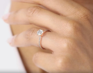 แหวนเพชรสีเหลืองทองกุหลาบและทองคำขาว10K แหวนแต่งงานเพชรทรงกลมตัดเป็นของขวัญสำหรับเธอ - Product Image 6