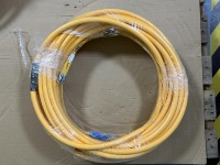 Câble de brassage à fibres optiques 12C 16C 24C 36C LC UPC, câble de dérivation monomode OM3 OM4 multimode 0,9 mm à gaine serrée PVC LSZH