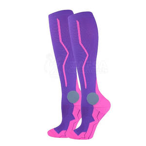 Chaussettes de football ajustables à séchage rapide respirantes légères de haute qualité pour hommes Chaussettes de football - Product Image 1