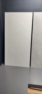 กระเบื้องพอร์ซเลนแผ่นใหญ่ขนาด800X1600มม. ใช้ตกแต่งภายในผนังหนา9มม. เกรด AAA ดีไซน์ยุโรปทันสมัย - Product Image 3