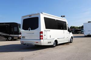 ขายรถบ้านรุ่นใหม่ปี 2025 A-i-r-s-t-r-e-a-m RV A-t-l-a-s MURPHY SUITEB คุณภาพการพักที่ดีที่สุด พร้อมจำหน่ายแล้ว - Product Image 6