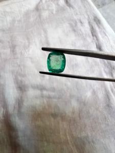 Émeraude naturelle du Zambie, pierre précieuse en vrac, 3,55 carats, taille ovale, pierre Panna, vente en gros - Product Image 3
