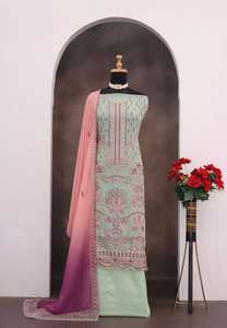 Salwar Kameez pakistanais de haute qualité en georgette avec broderie de sequins et travail de khatli, prêt à porter - Product Image 5