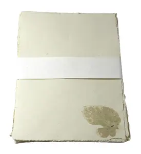 Tête de lettre A4 à bords naturels avec papier de coton recyclé fait à la main, ensemble de papeterie The Resh leaf Impressions