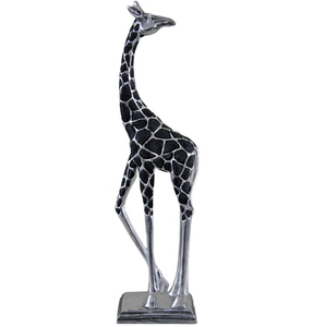 Dernière arrivée Sculpture en métal Elegance Statue décorative de renne argentée parfaite pour la décoration de table de bureau à domicile - Product Image 2