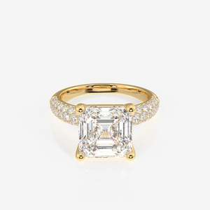 Bague en or 18 carats avec moissanite taille Asscher et pavé triple couche – Collection unique et élégante de bagues en moissanite - Product Image 1
